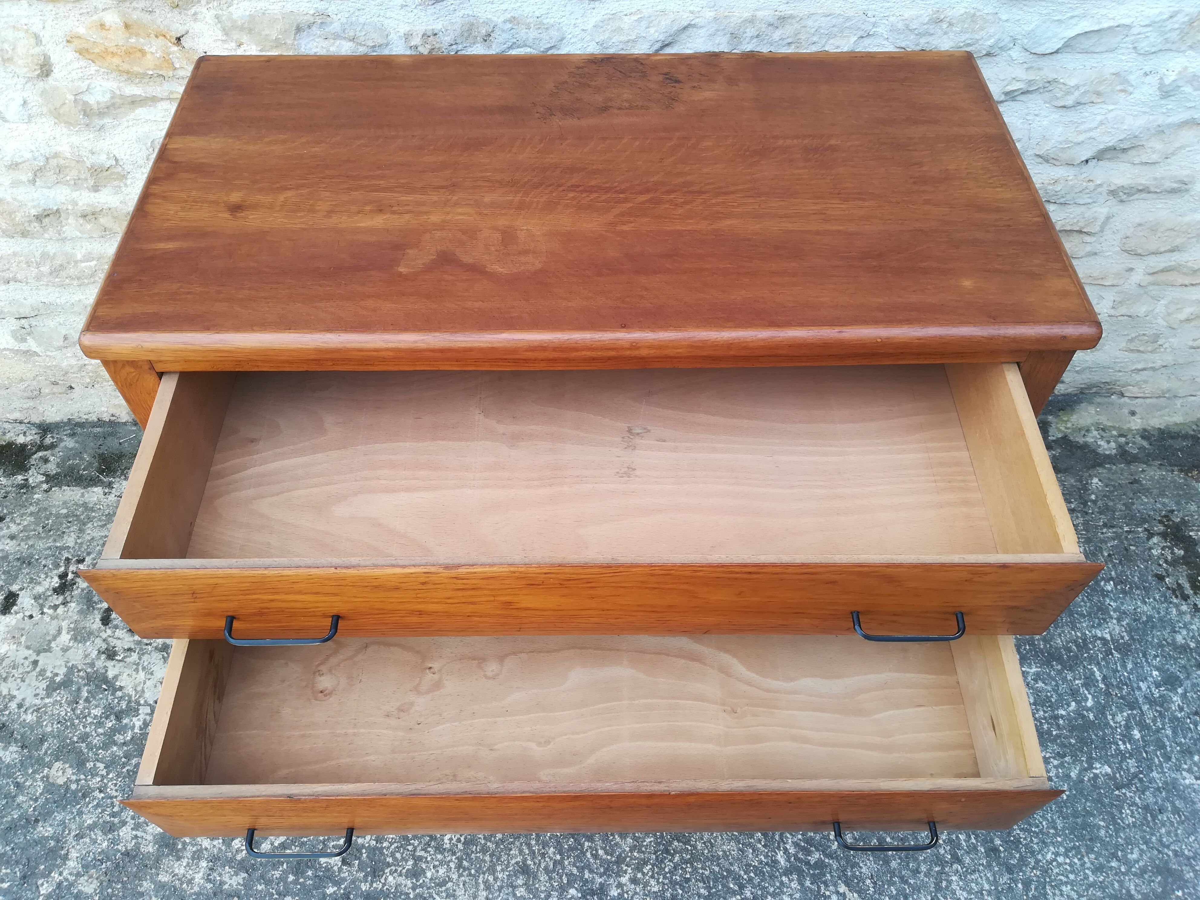 Vintage oak chest of drawers
