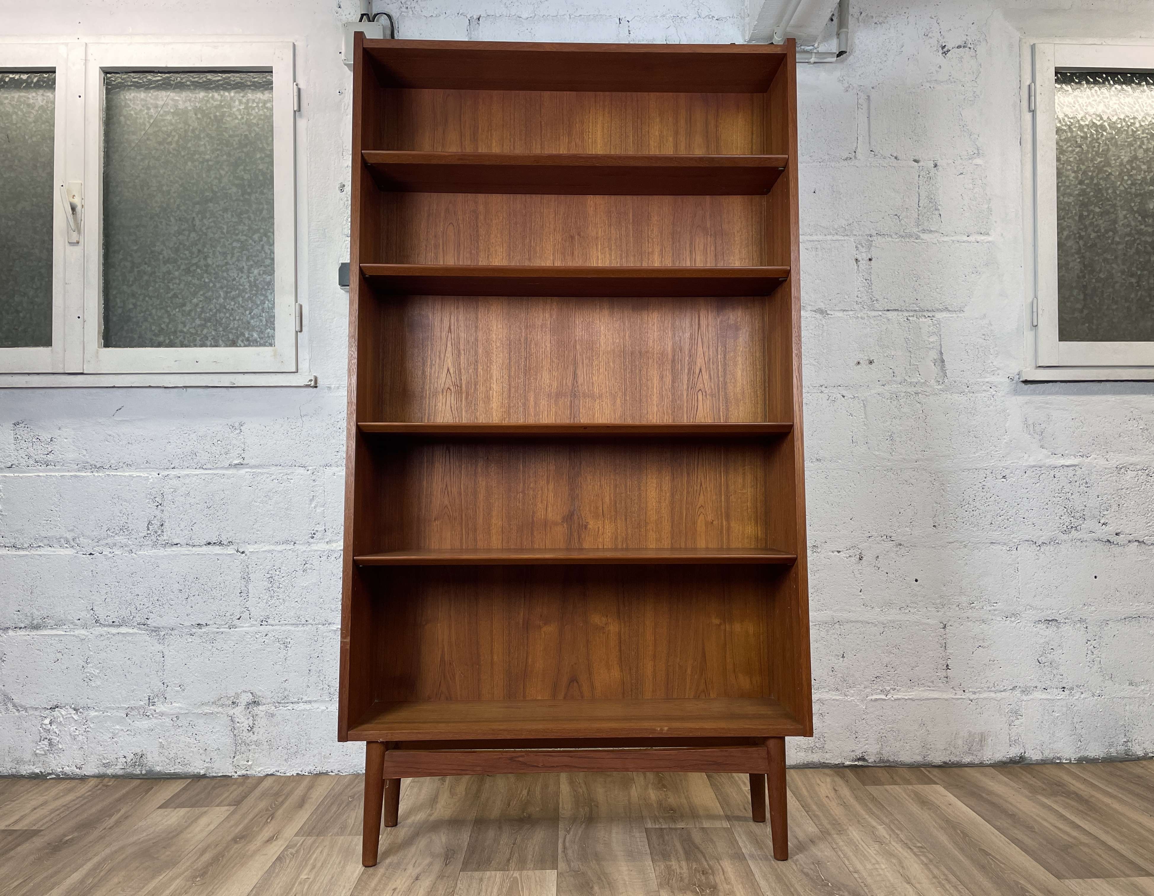 Vintage Scandinavian teak bookcase by Johannes Sorth for Nexø Møbelfabrik, 60s
