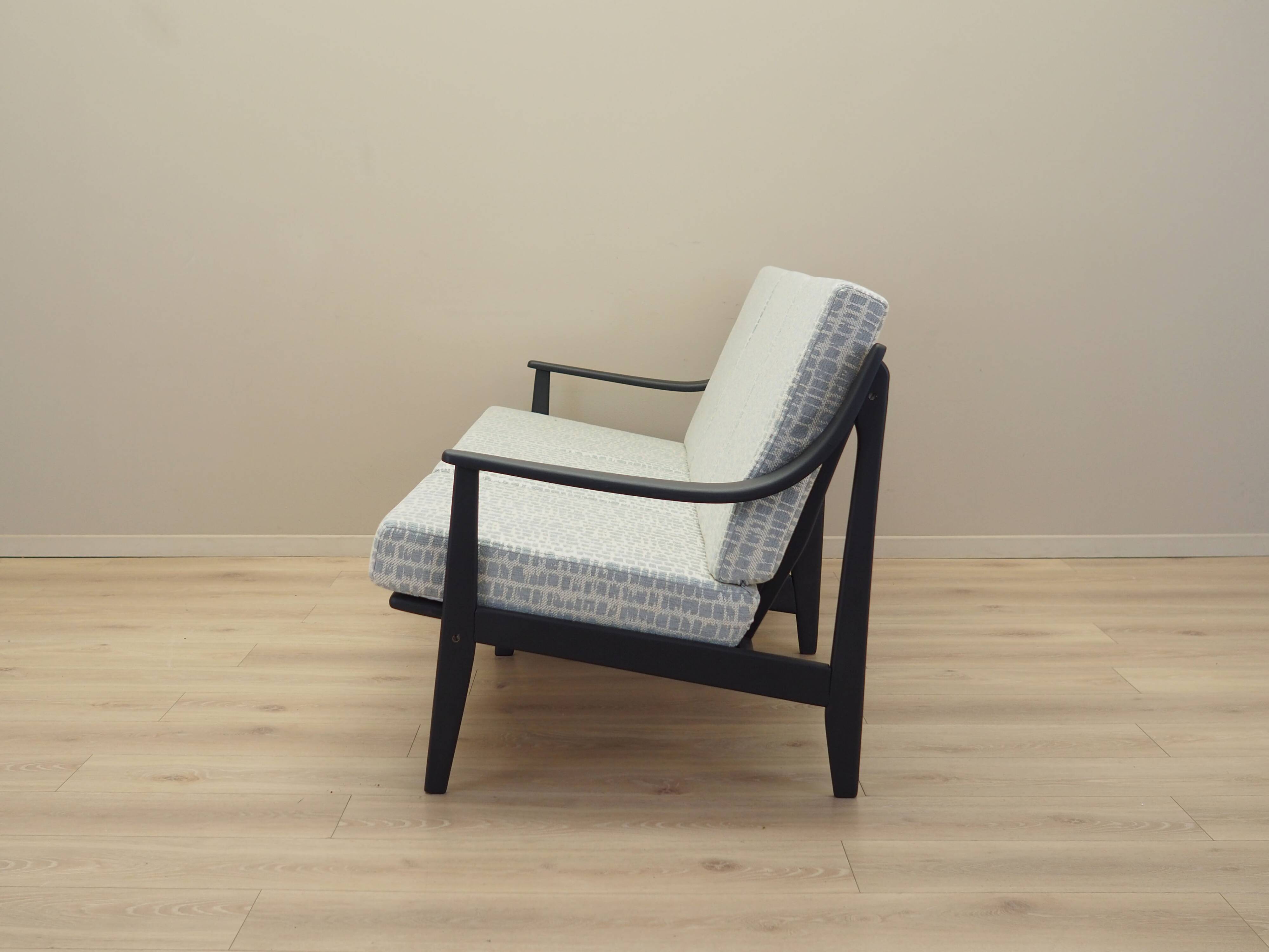 Canapé trois places, design danois, années 1960, production : Danemark