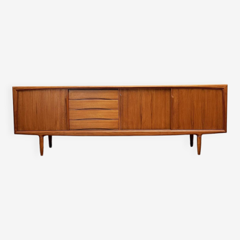 Buffet danois moderne du milieu du siècle en teck par Axel Christensen Odder Furniture, 1960s