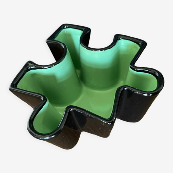 Ceramic puzzle pocket tray