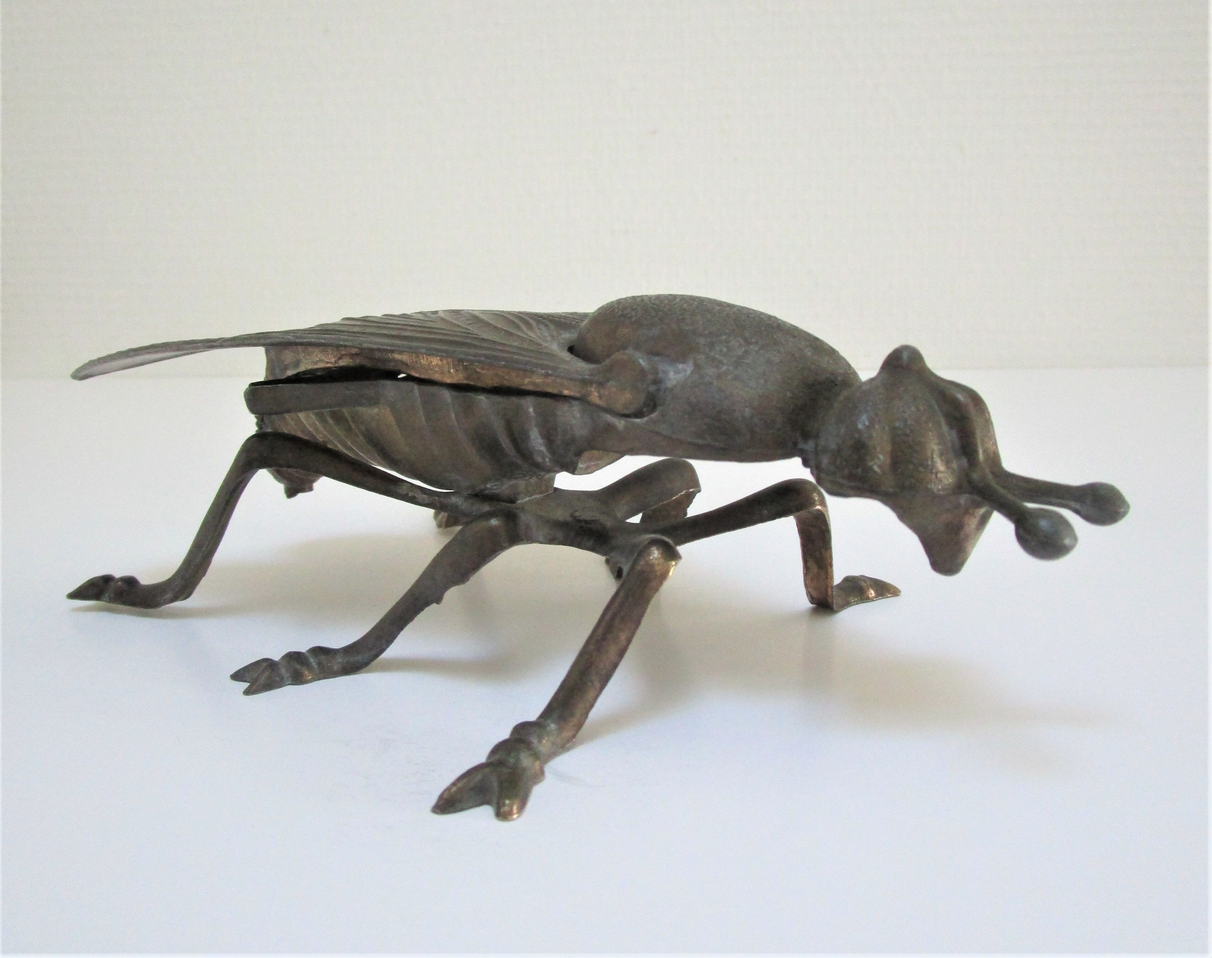 Zoomorphic ashtray fly metal patinated vintage