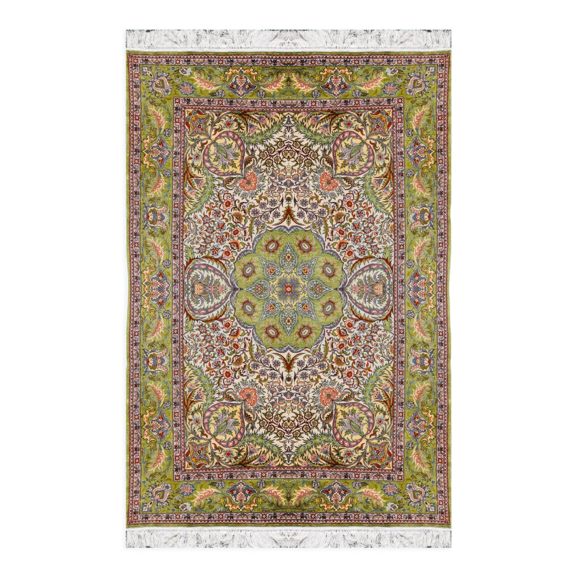 Pure silk Egyptian oriental carpet - : 1.50 X 2.20 meters. Handmade - silk on silk