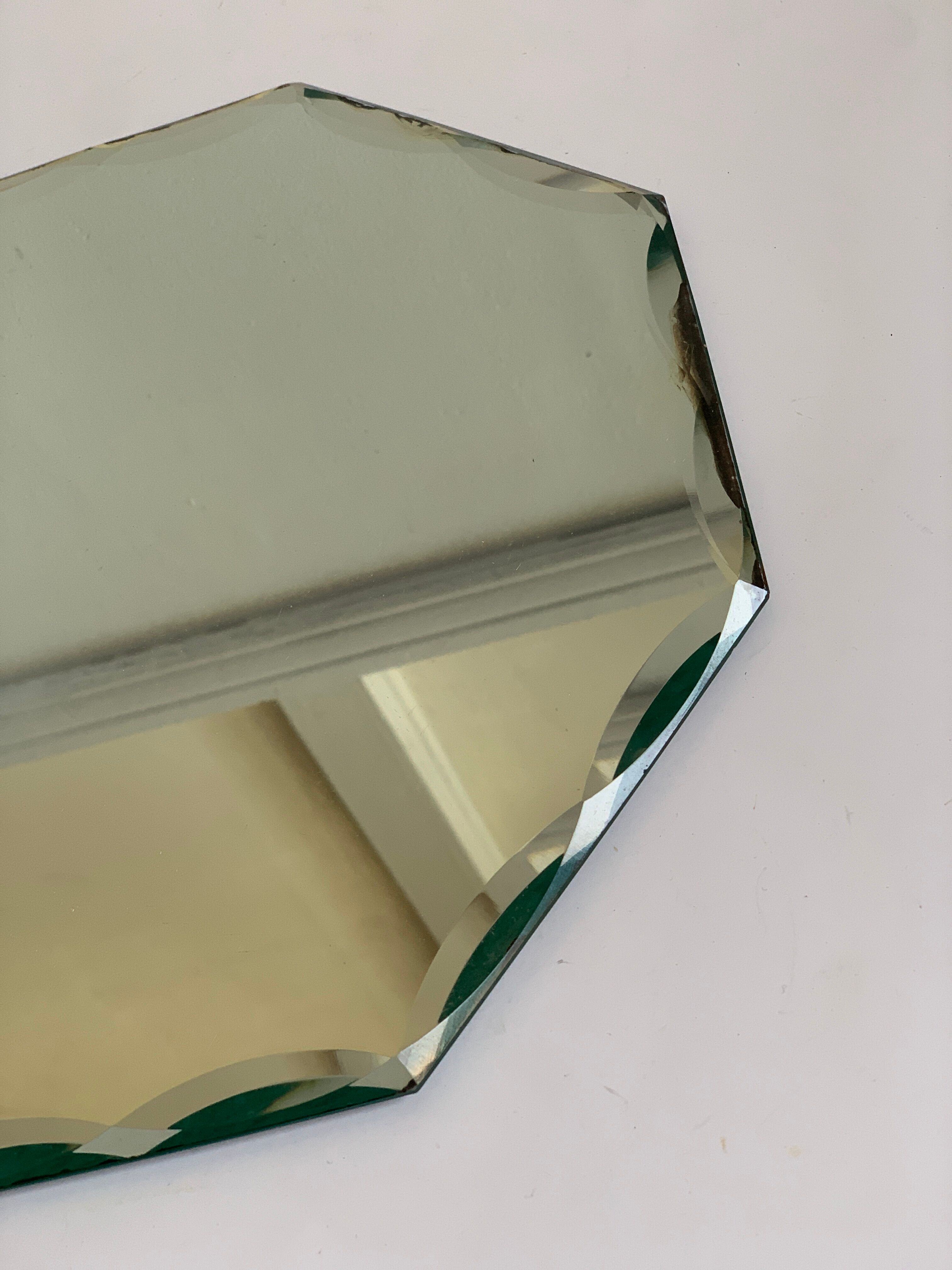 Beveled mirror tray