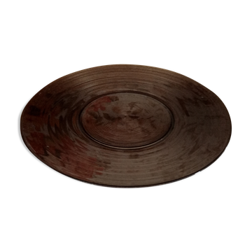 Plat rond évasé en verre brun strié