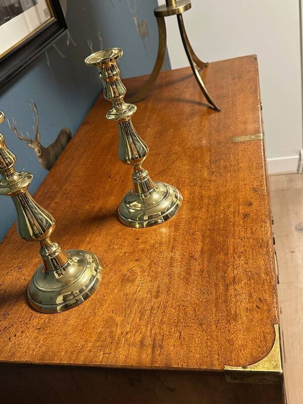 Coffre de campagne militaire antique