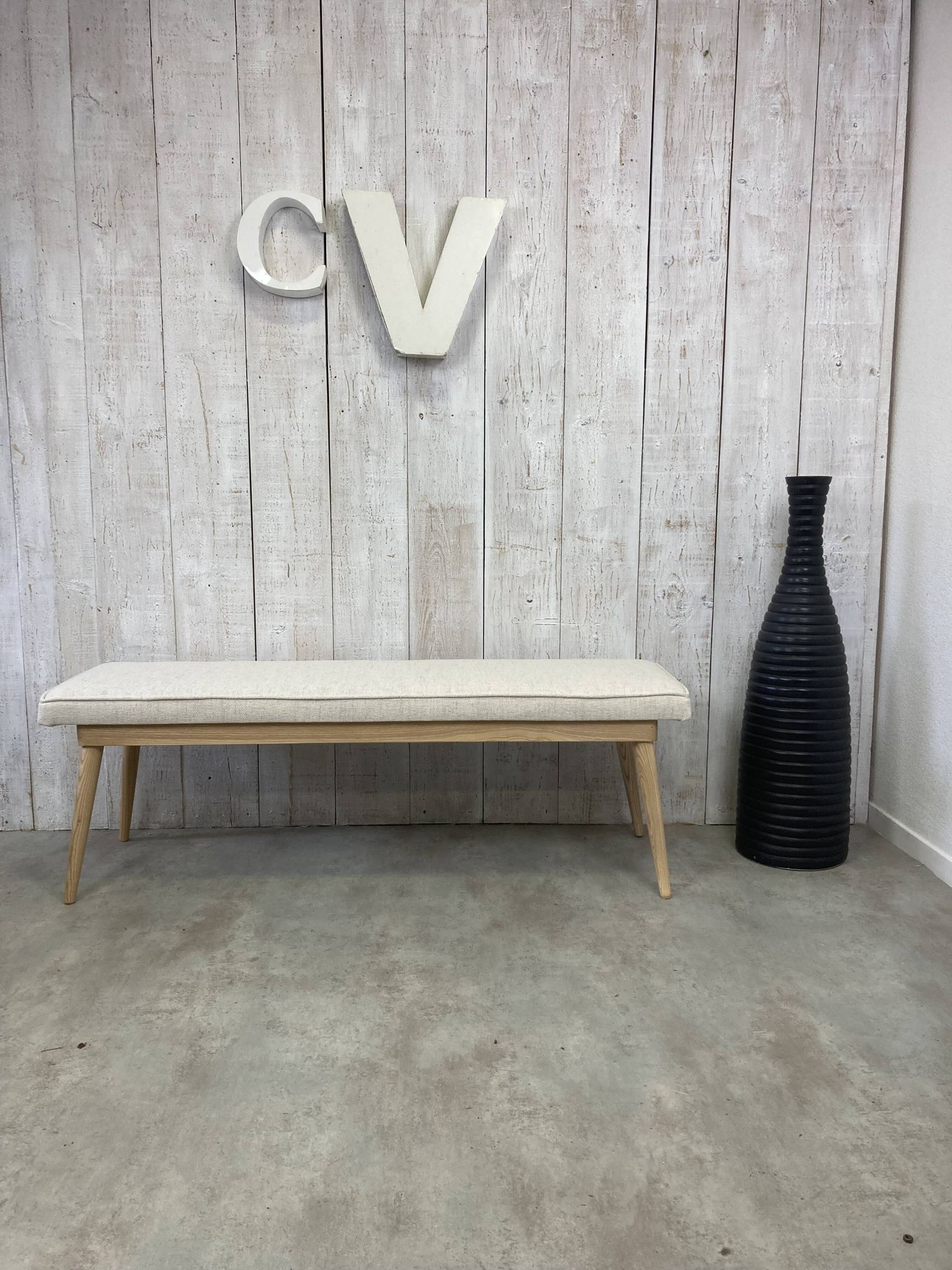 Scandinavian bench