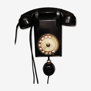 Wall-mounted vintage phone - bakelite - state ownership