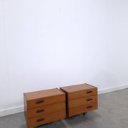 Ensemble de tables de nuit en teck suspendues avec tiroirs Danemark