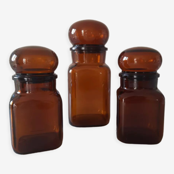 Set of 3 amber pots