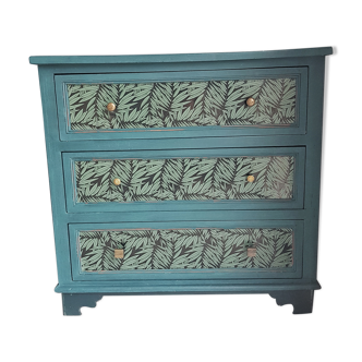 Vintage chest of drawers