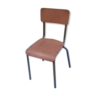 Chaise d'école vintage