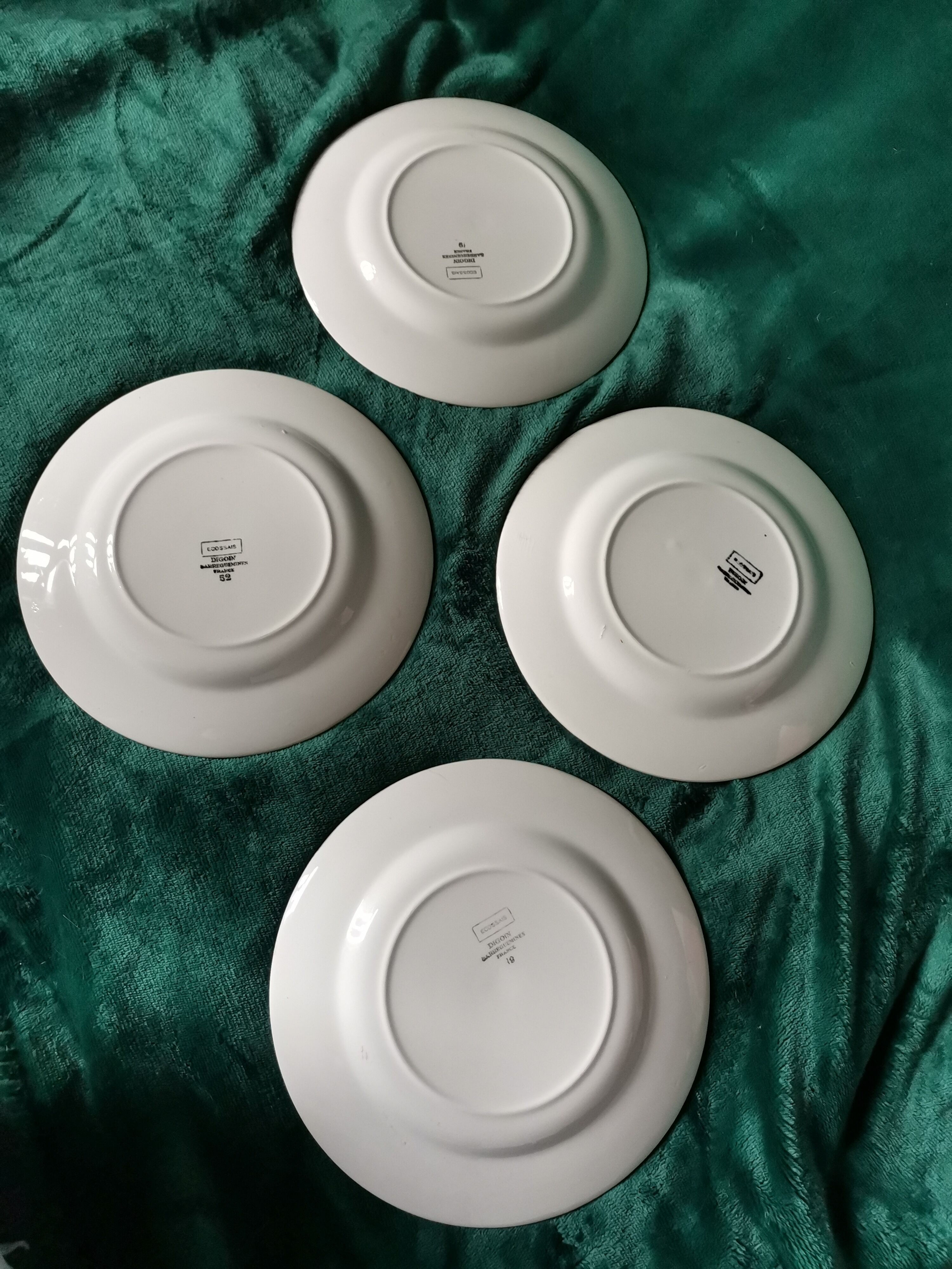 Digoin scottish plates