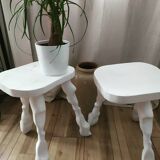 Tabouret en bois tripode