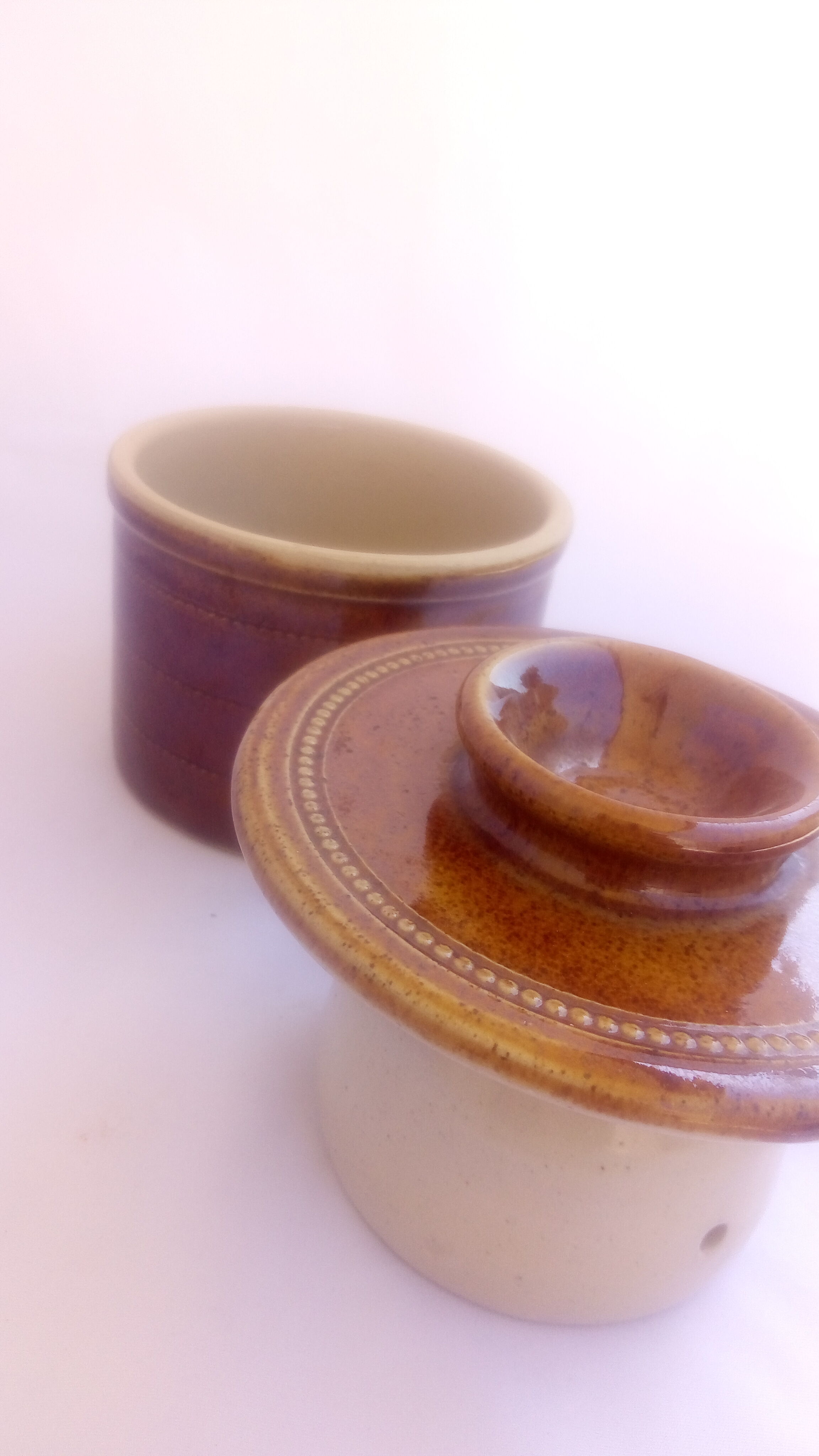 Berry ceramic butter