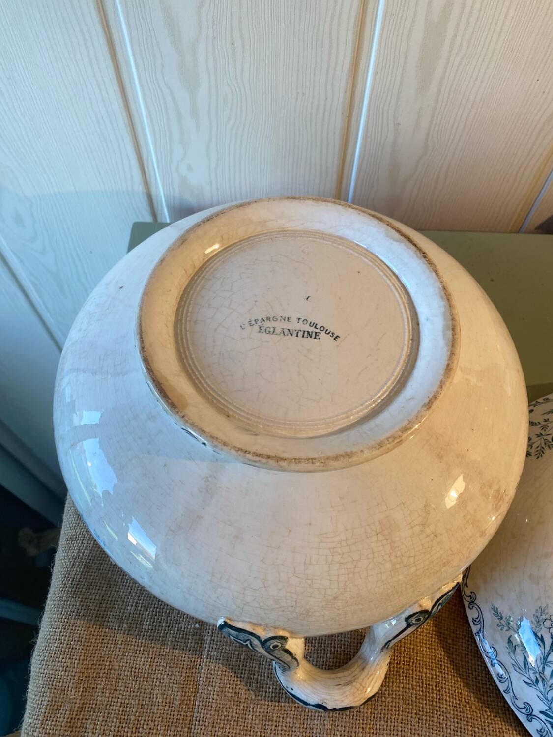 Iron earth soup tureen, Toulouse savings