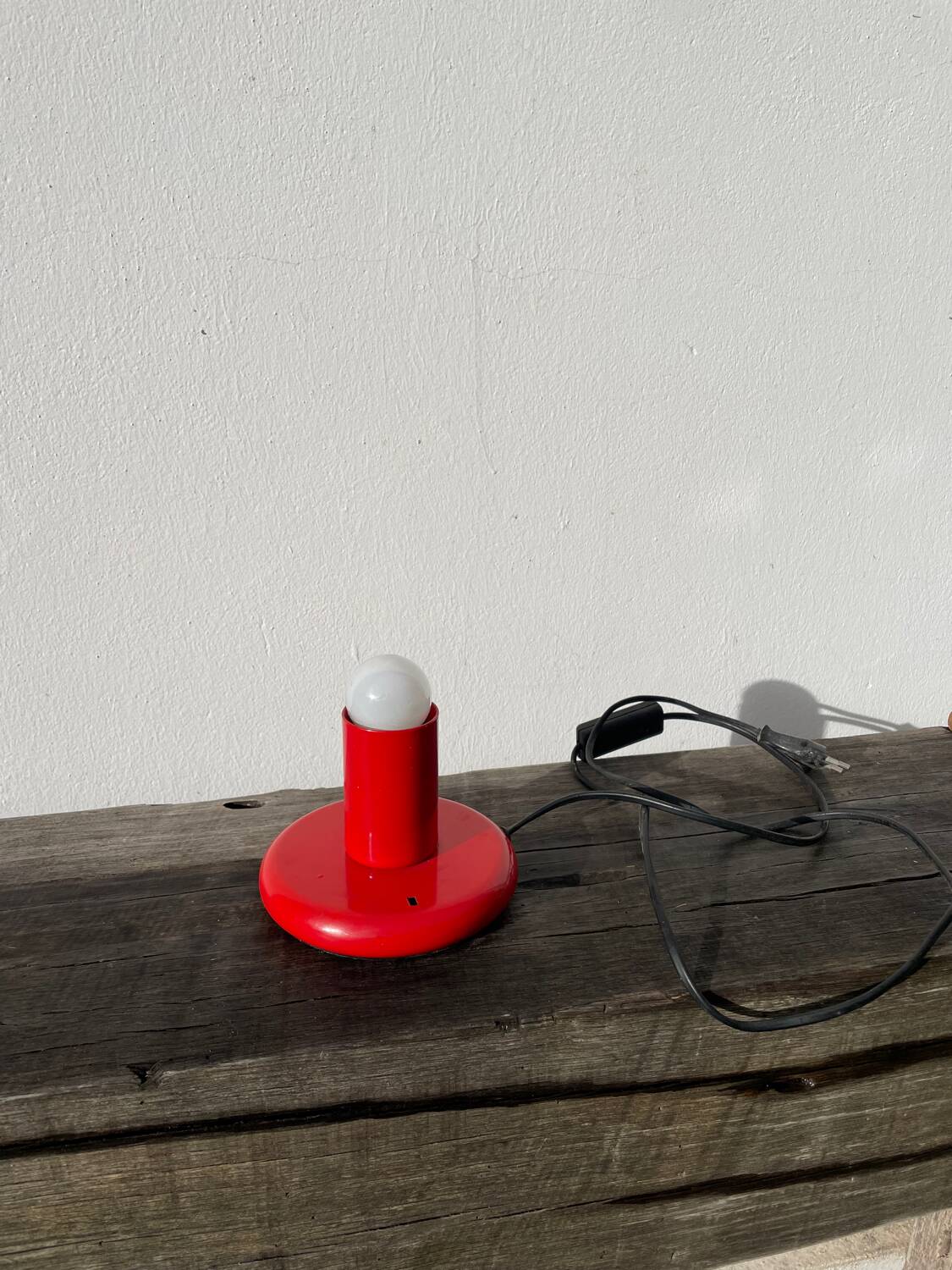 1970 Kama Keur red metal lamp