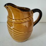 Headband pitcher