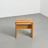 Solid pine stool Les Arcs