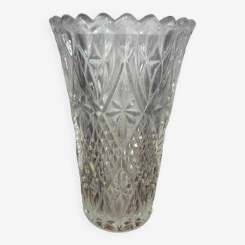 Vase en pointe de diamant