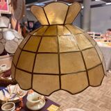 Gold mother-of-pearl pendant