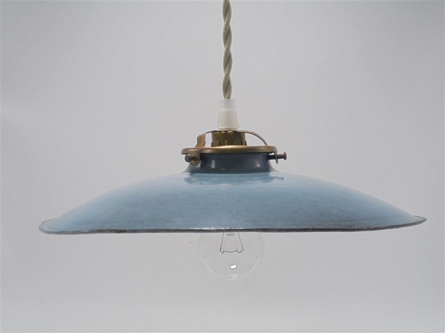 Enamelled sheet metal suspension