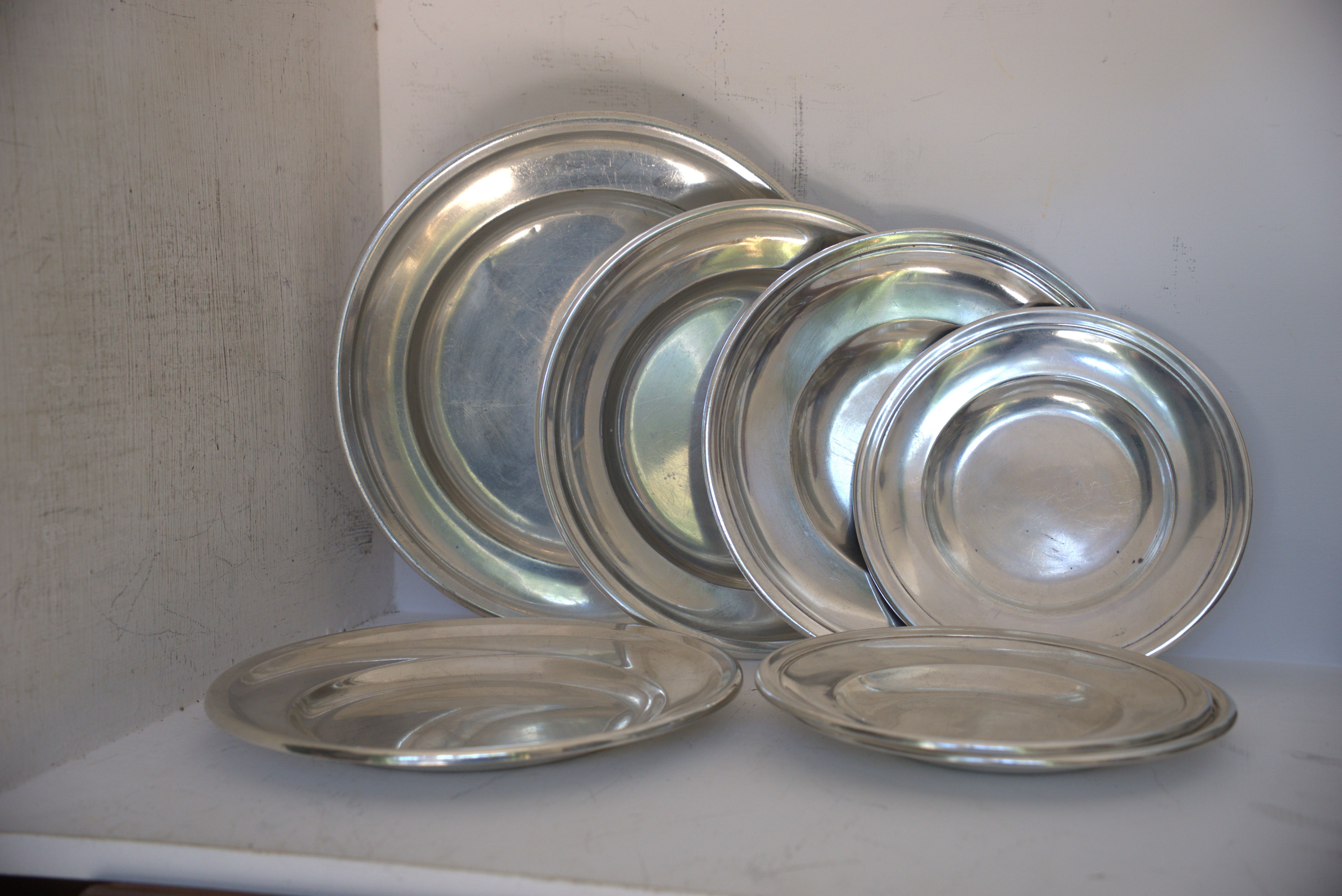Set of silver-plated serving dishes