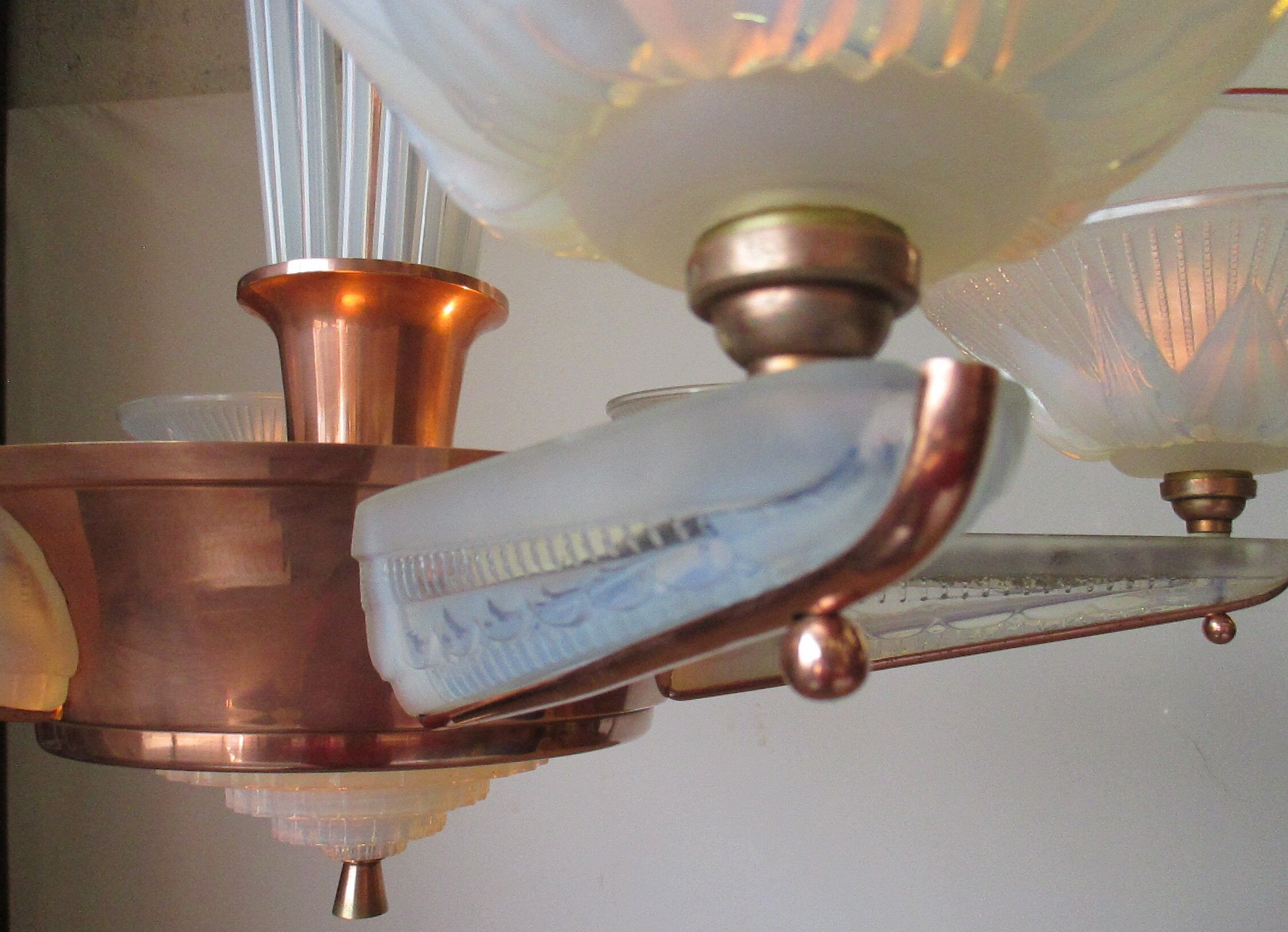 Chandelier Art Deco Petitot glassware ezan