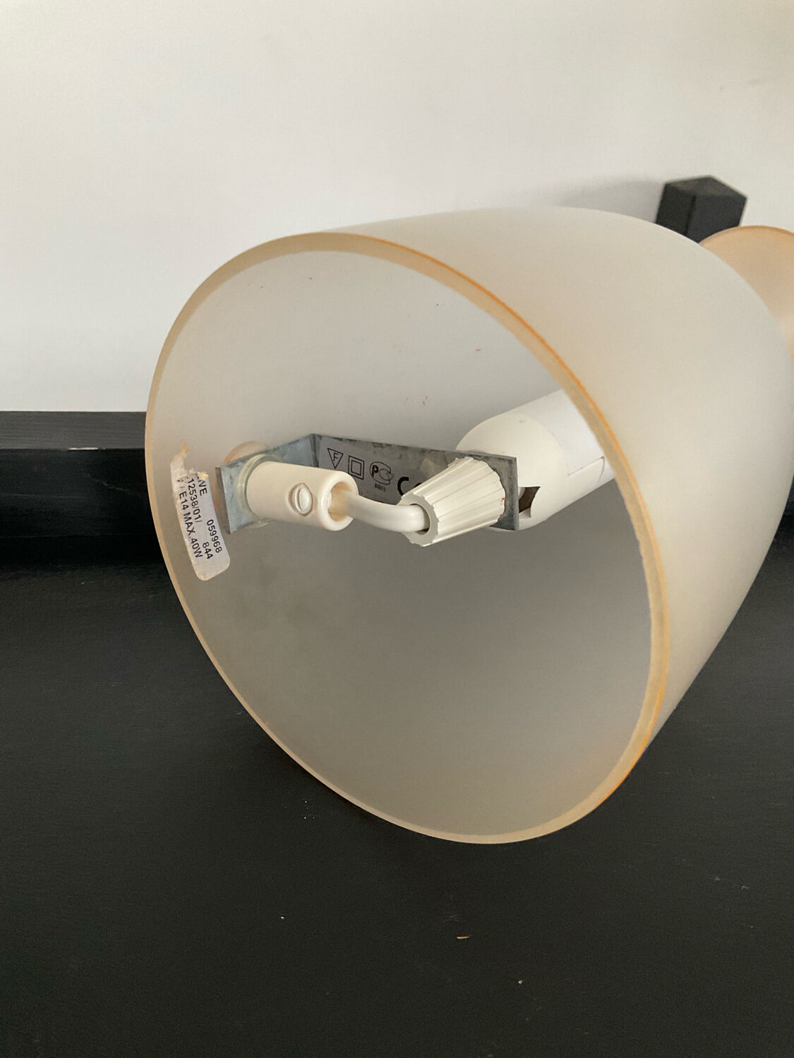 Lampe vintage en verre dépoli