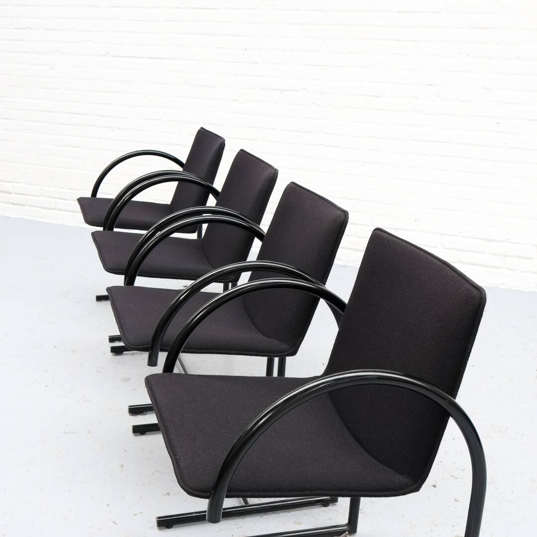 Chaises de salle à manger postmodernes Cirkel Metaform années 1980