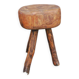 Ancien tabouret trépied en bois massif