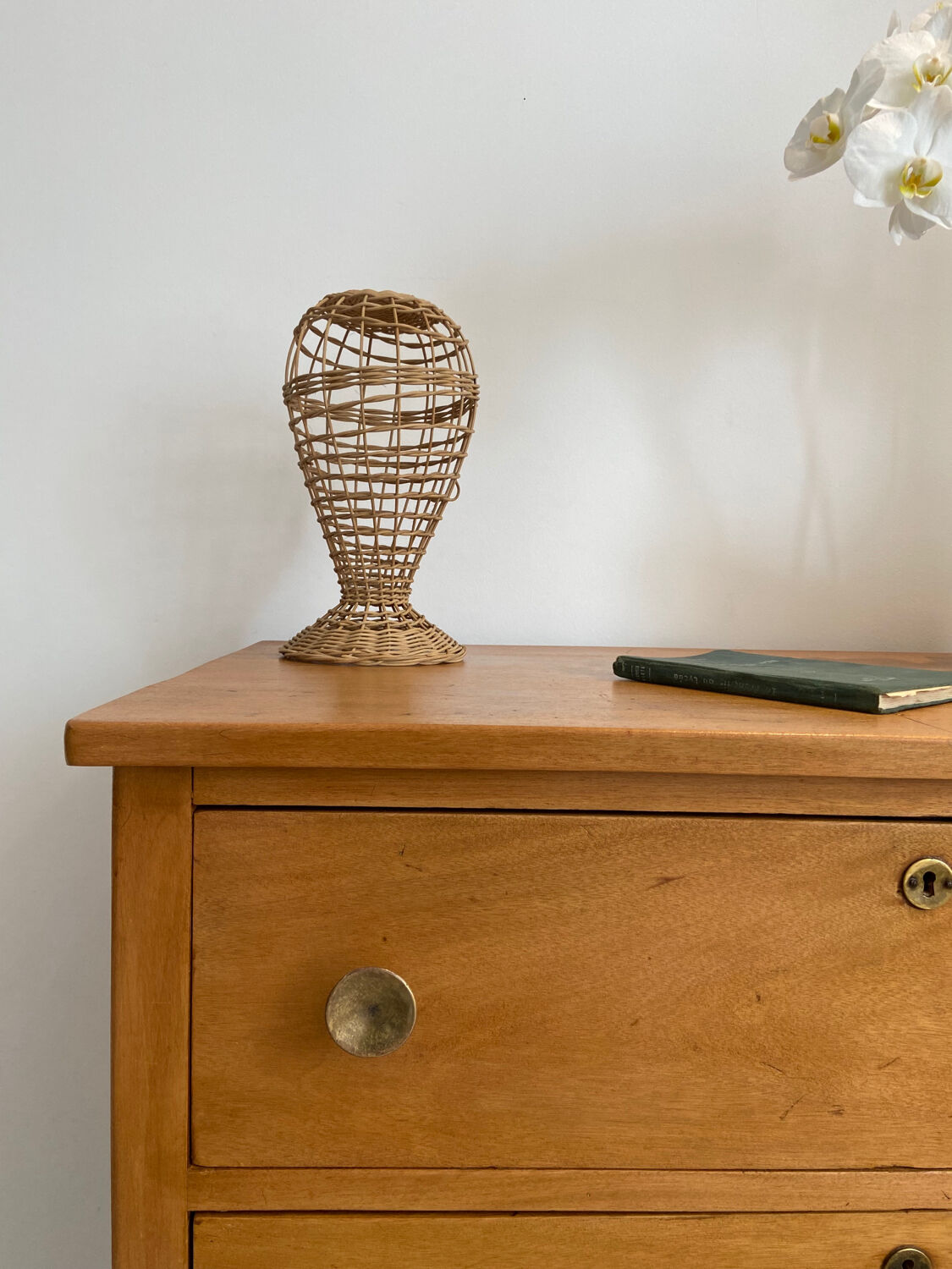 Antique chest of drawers