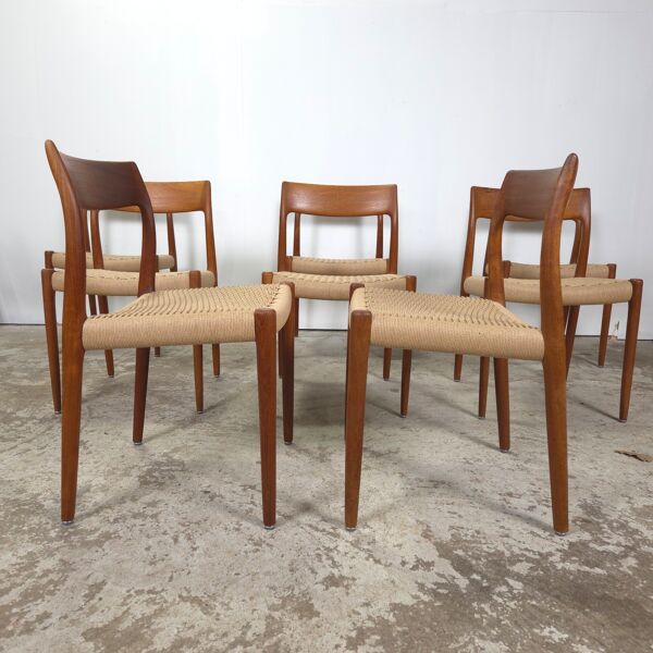 Chaise de salle à manger Niels Møller modèle 77 en teck avec nouvelle corde à papier