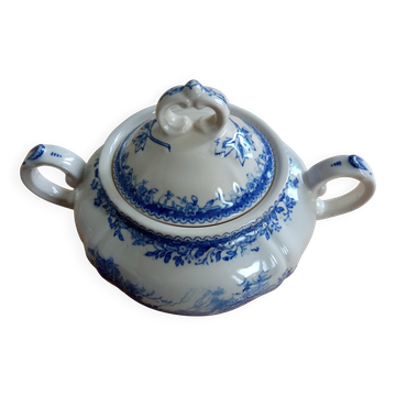 Charming sugar bowl with handles by Villeroy and Boch.