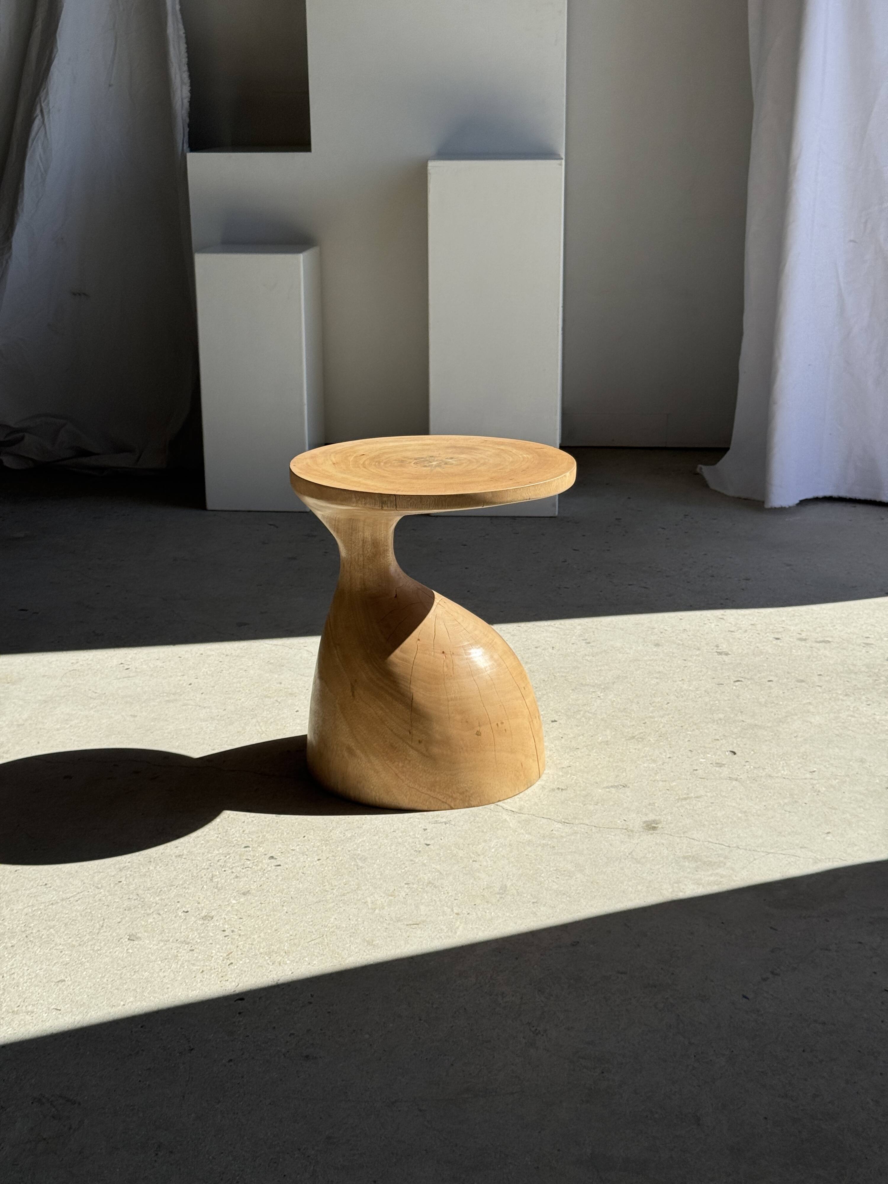Sexy Neck - Solid wood (monoxyle) side table in natural colour H45