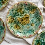 5 plates in vine leaf slip, late 19th century