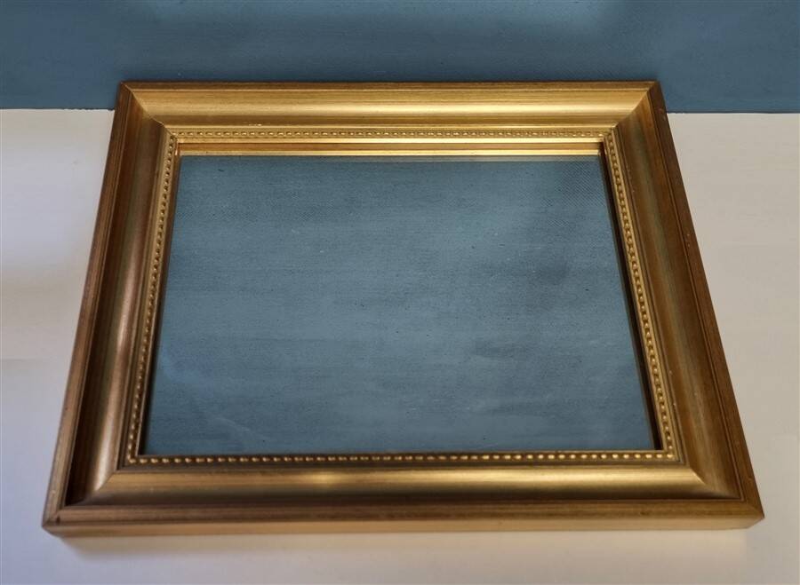 Gold frame mirror