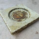 Empty pocket by Roger  Capron