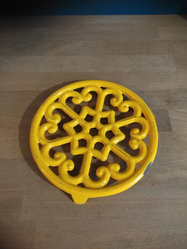 Enamelled metal trifle Yellow Round