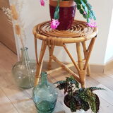 Rattan stool/harness