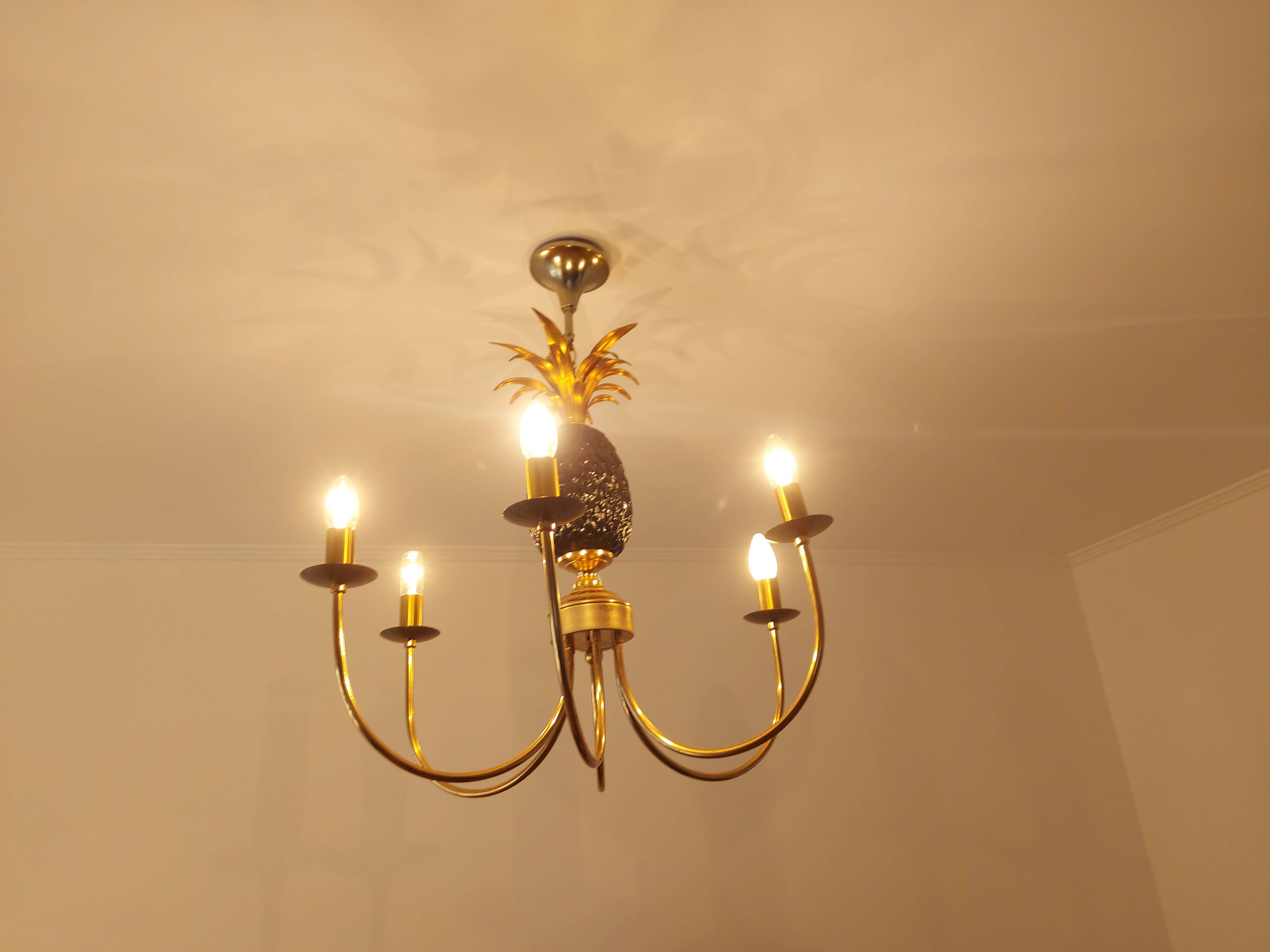 Pineapple chandelier from the 70'S in brass