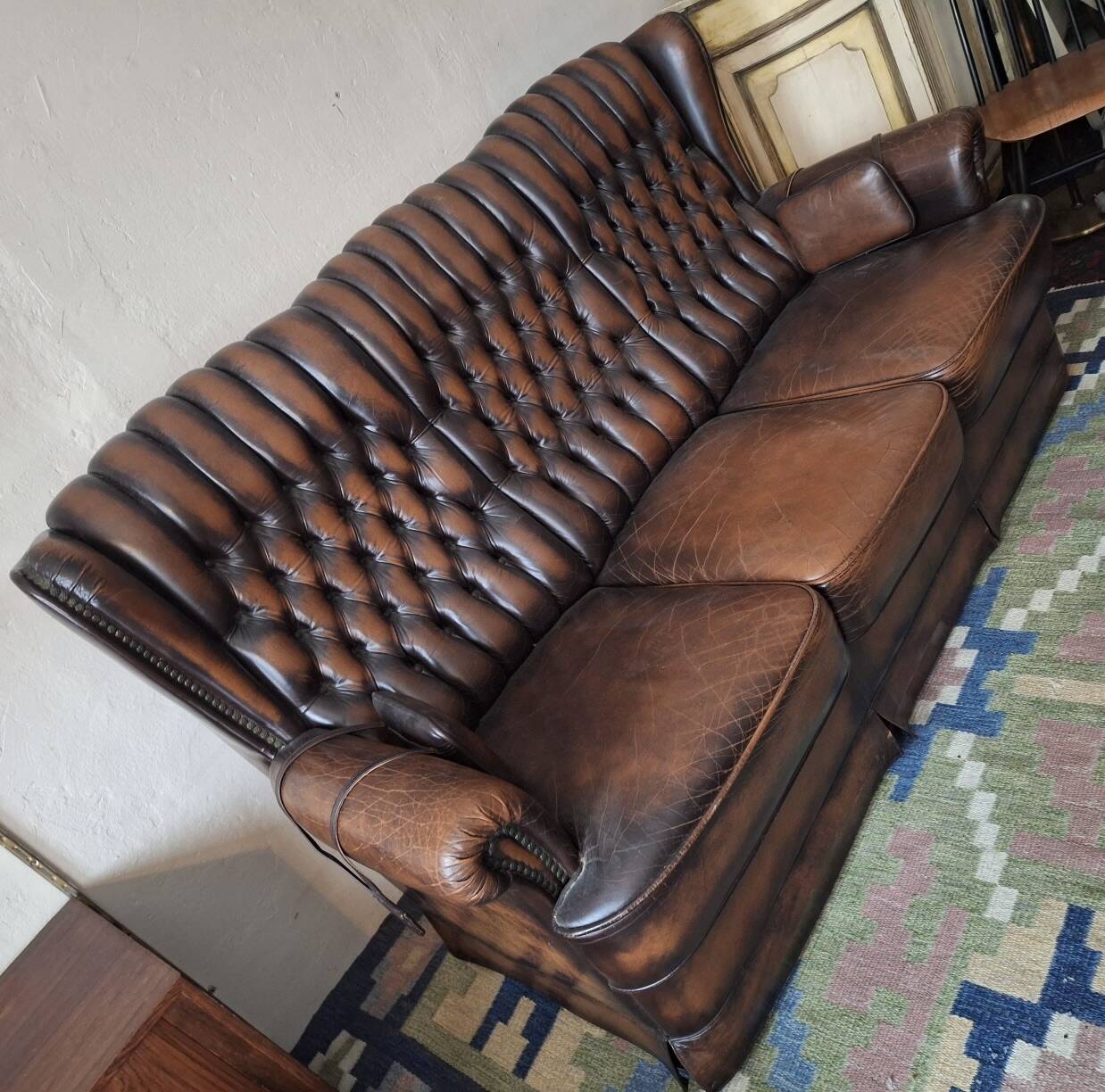 Chesterfield 3-seater chestnut coloured leather sofa