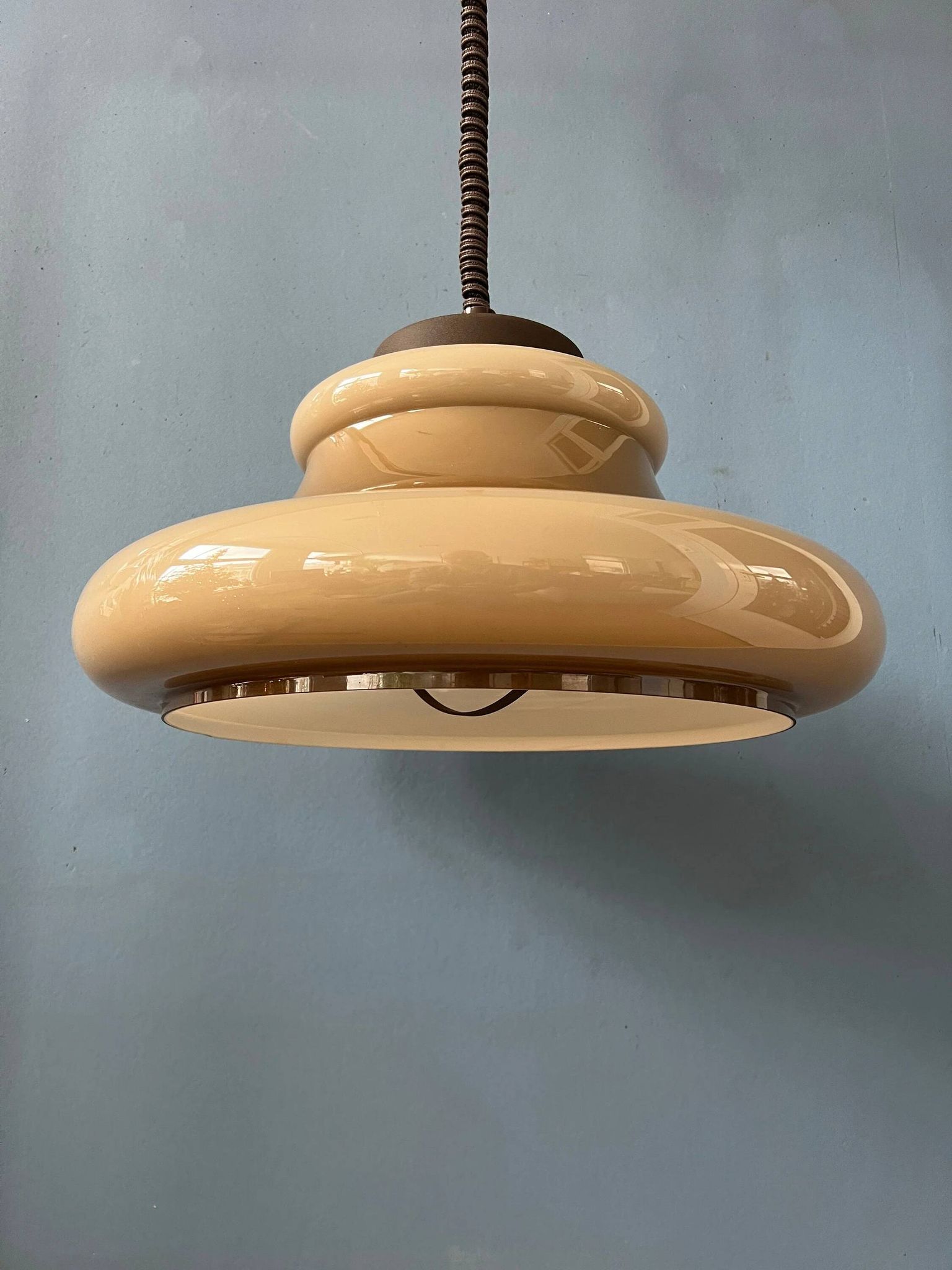 Mid Century Herda mushroom suspension