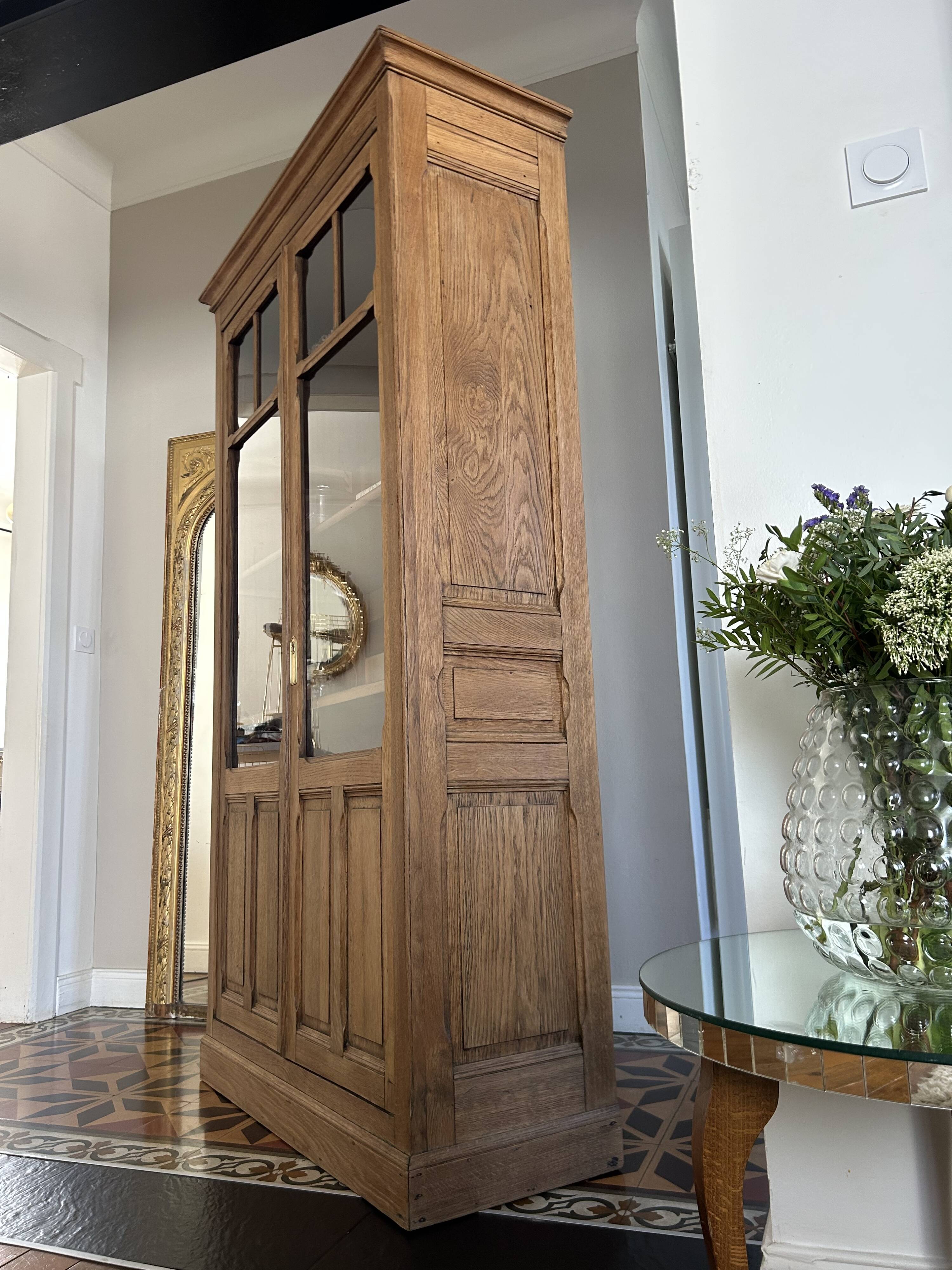 DeLagrave school showcase early 20th century