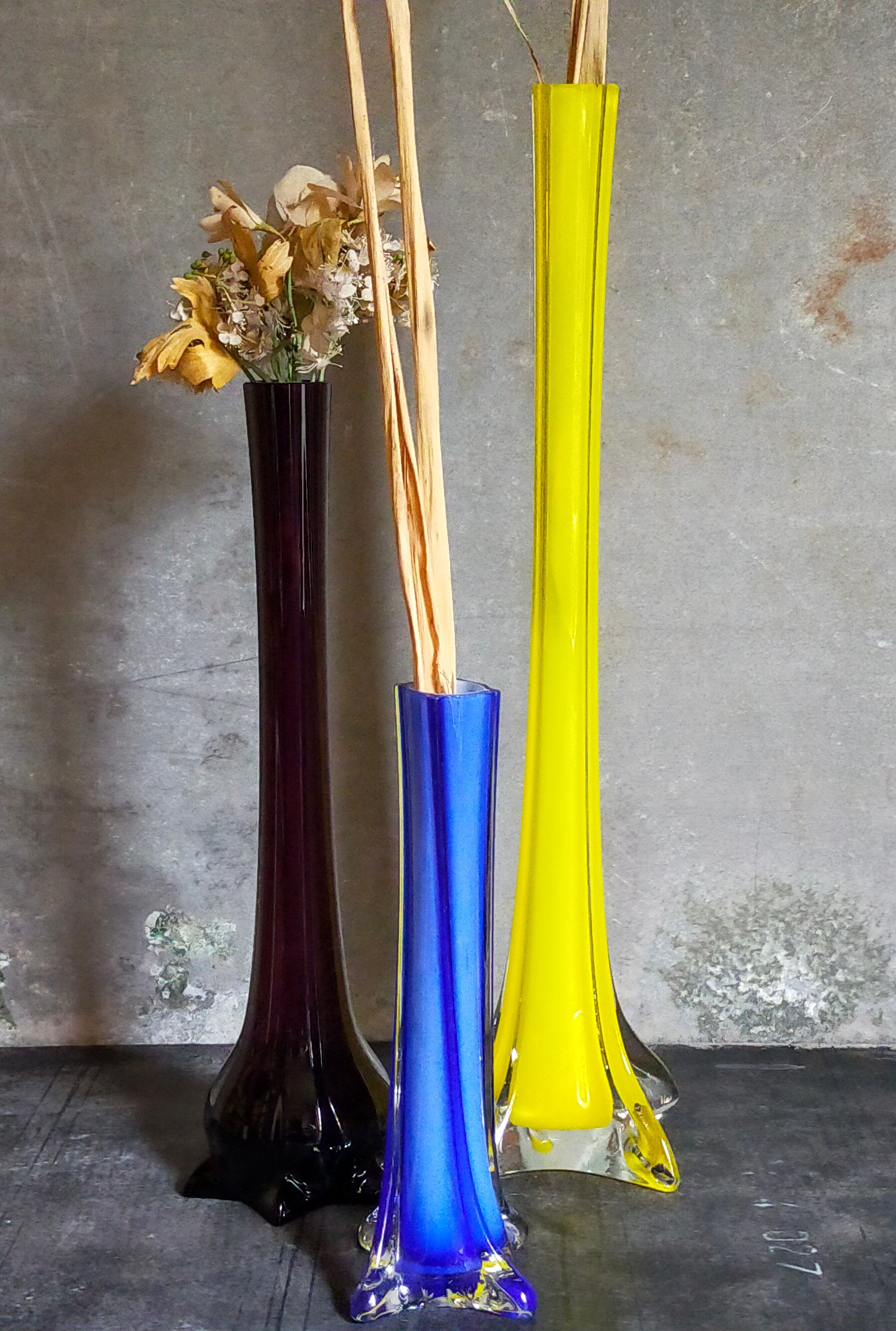 Trio of ancient stretched glass soliflores