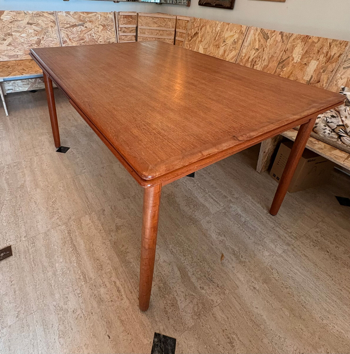 Table extensible vintage, deux rallonges