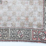 4x9 handmade distressed wool vintage rug 267x129cm