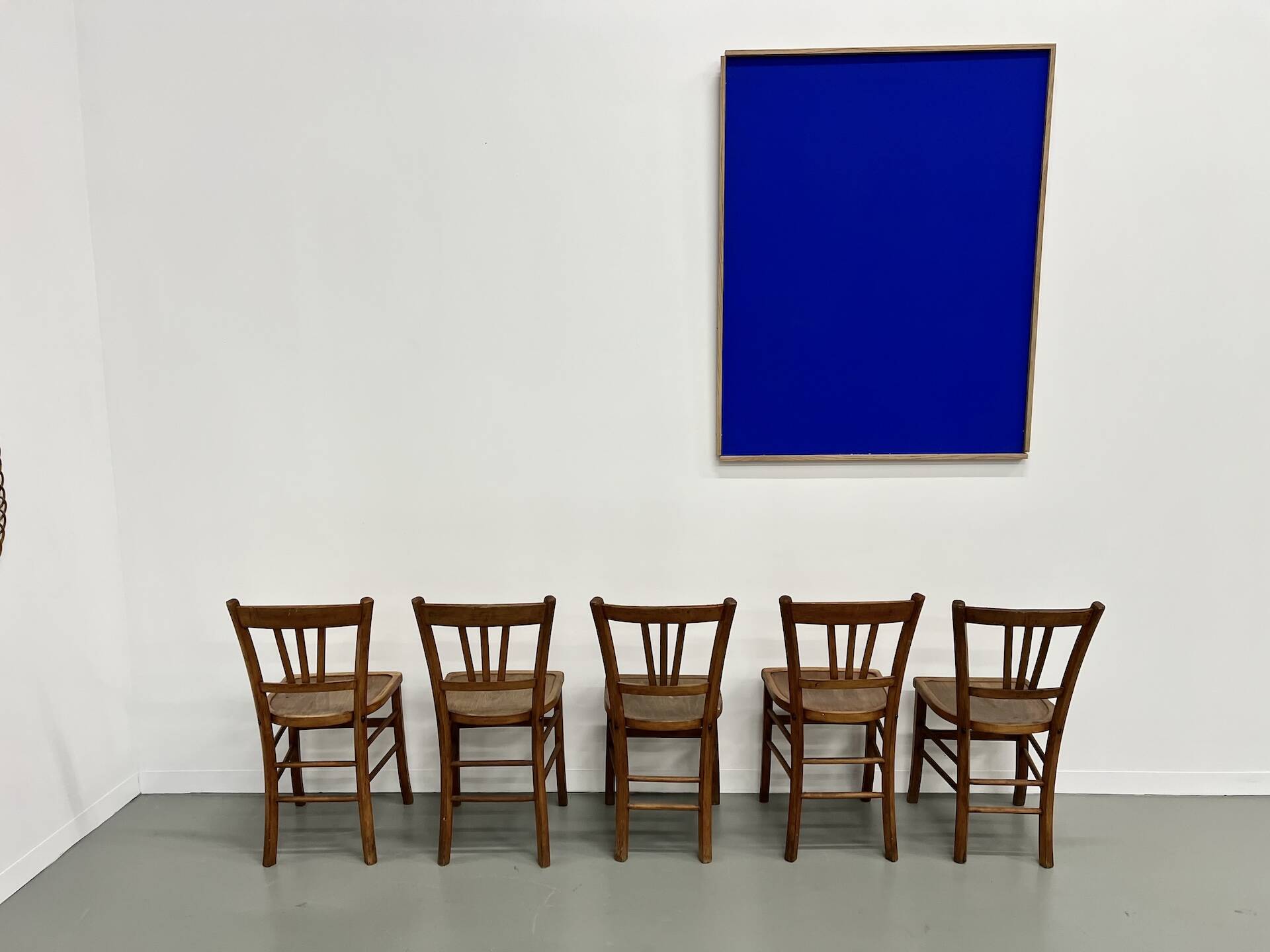 Set of 5 bistro chairs