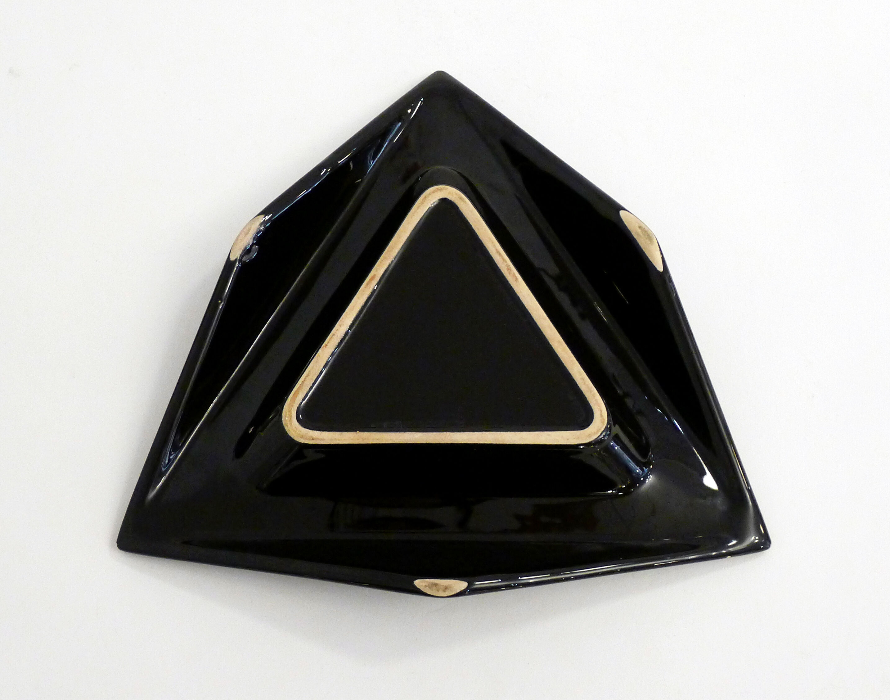 Black triangular trinket bowl
