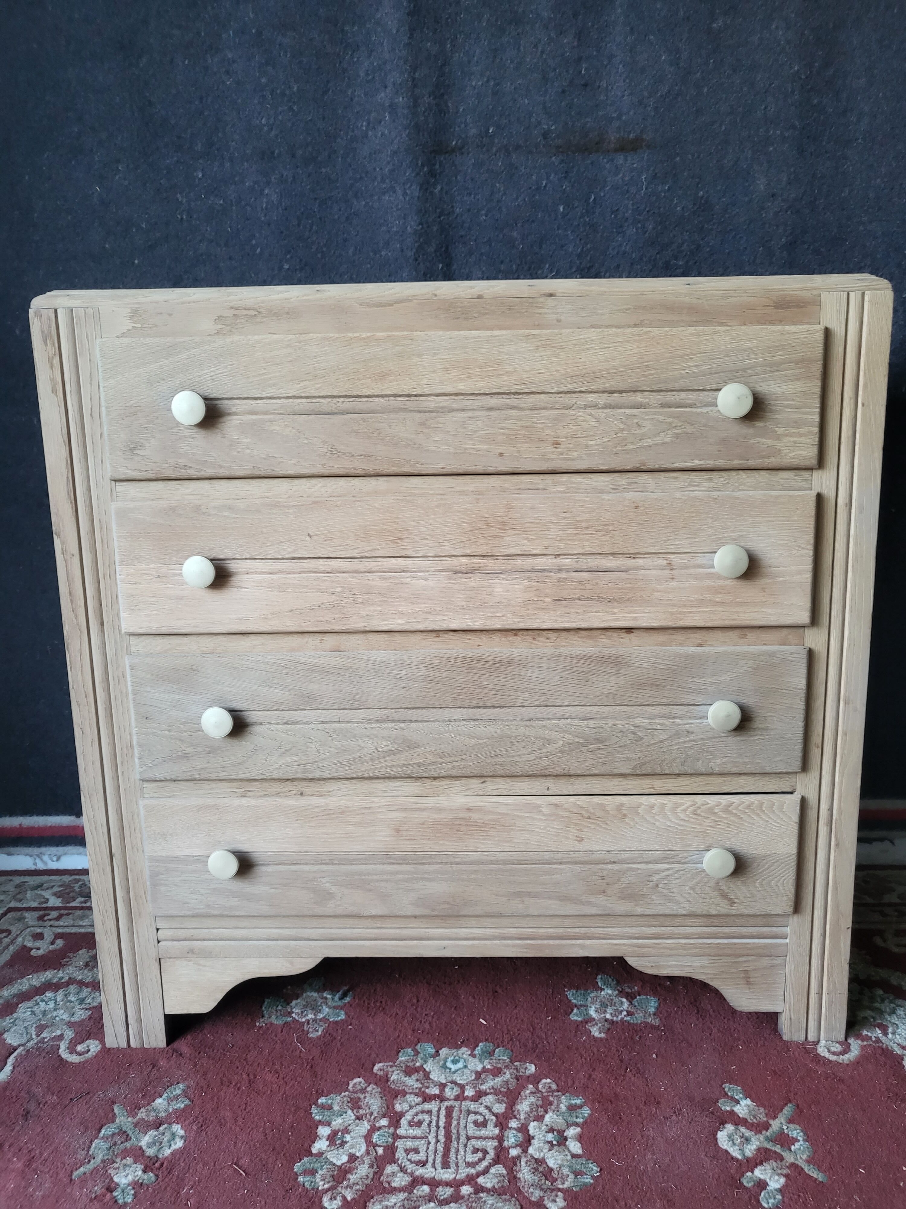 Vintage chest of drawers